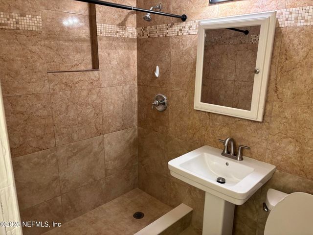 1824 S BROOKVIEW Drive S, Jacksonville, FL 32246
