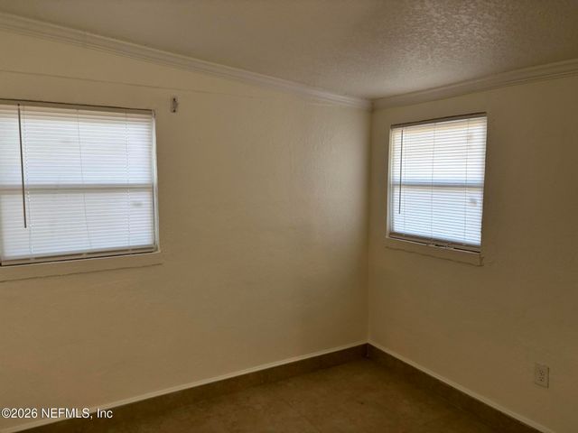 1824 S BROOKVIEW Drive S, Jacksonville, FL 32246