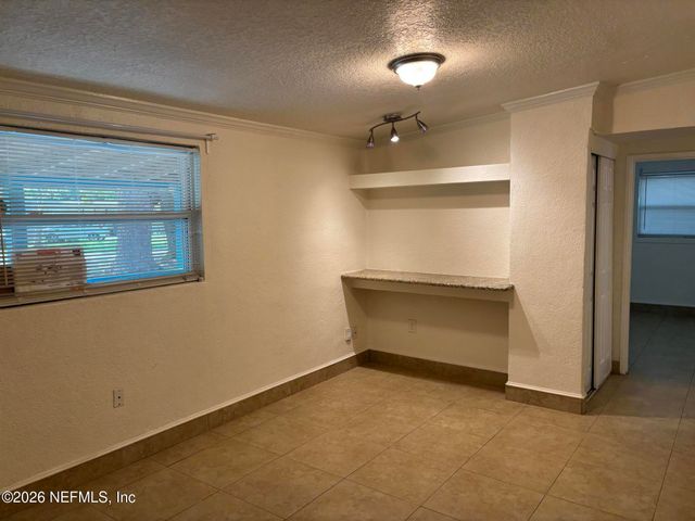 1824 S BROOKVIEW Drive S, Jacksonville, FL 32246
