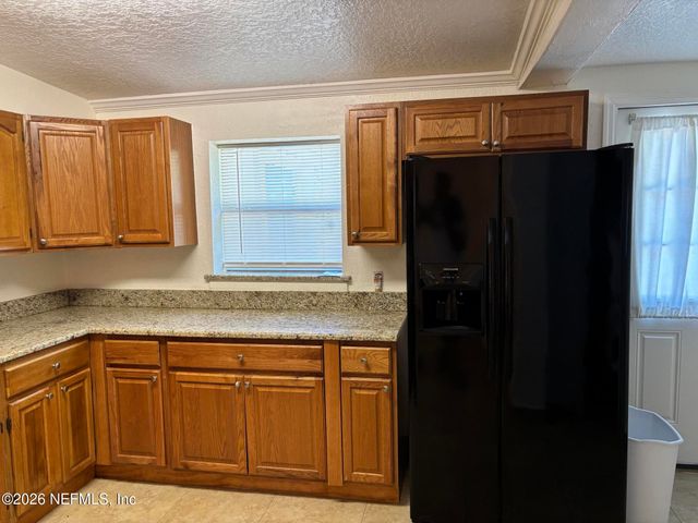 1824 S BROOKVIEW Drive S, Jacksonville, FL 32246