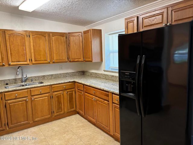 1824 S BROOKVIEW Drive S, Jacksonville, FL 32246