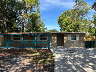 1824 S BROOKVIEW Drive S, Jacksonville, FL 32246