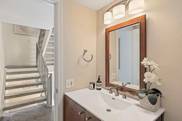 1140 Manhattan Beach Boulevard D, Manhattan Beach, CA 90266