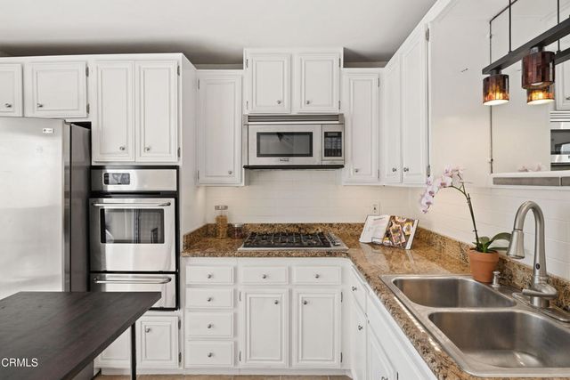 1140 Manhattan Beach Boulevard D, Manhattan Beach, CA 90266