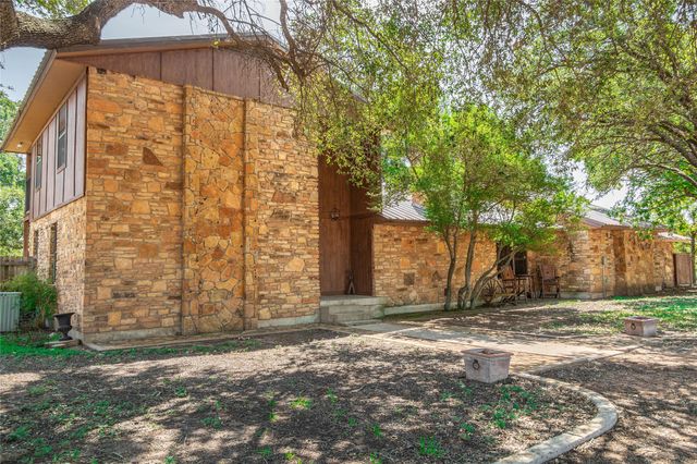 4075 W US Highway 190 C, San Saba, TX 76877