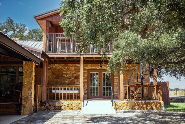4075 W US Highway 190 C, San Saba, TX 76877