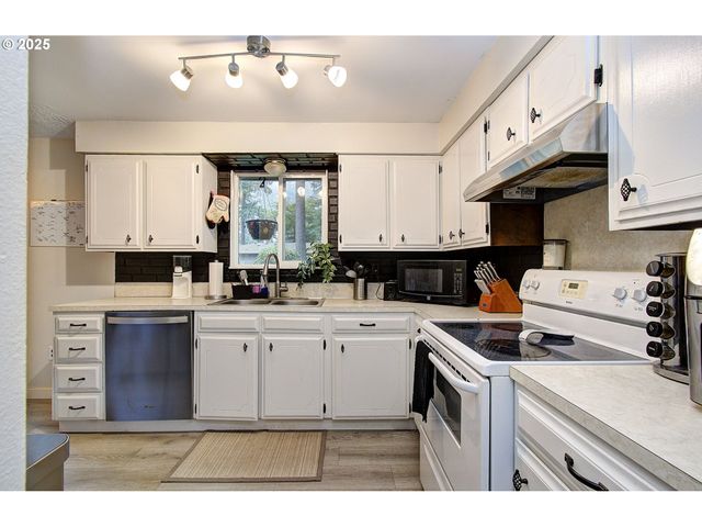 3201 Ne 126TH Ave, Vancouver, WA 98682