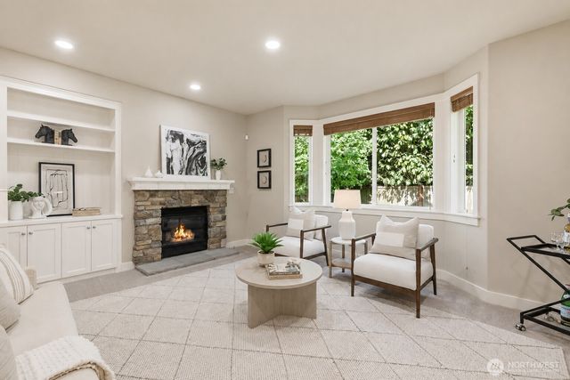 8642 NE 123rd Place, Kirkland, WA 98034