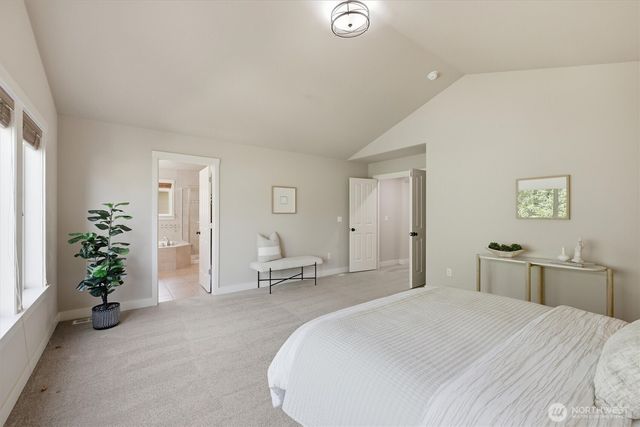8642 NE 123rd Place, Kirkland, WA 98034