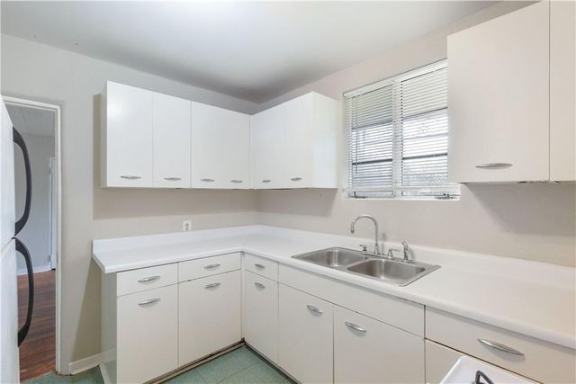 3809 Maplewood Ave A, Austin, TX 78722