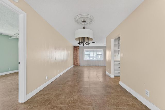 1708 SW 21st Street SW, Boynton Beach, FL 33426