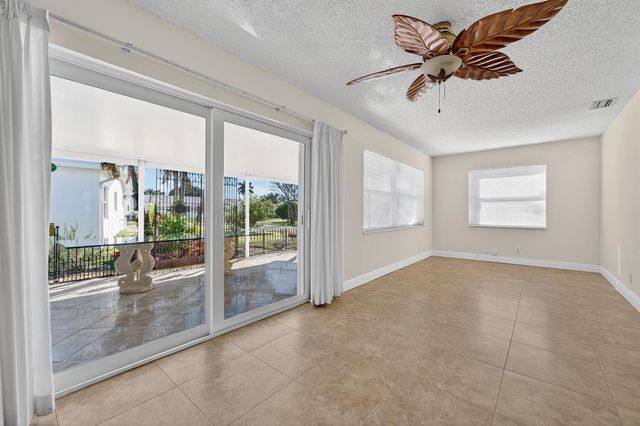 1708 SW 21st Street SW, Boynton Beach, FL 33426