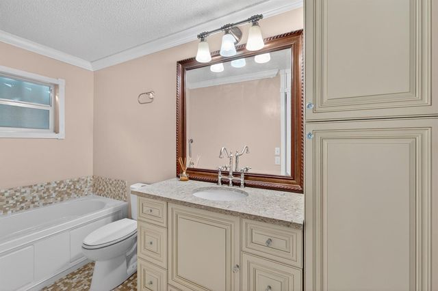 1708 SW 21st Street SW, Boynton Beach, FL 33426