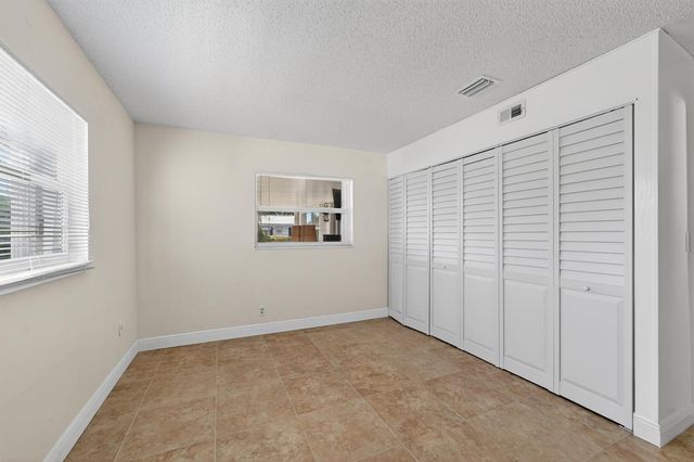 1708 SW 21st Street SW, Boynton Beach, FL 33426