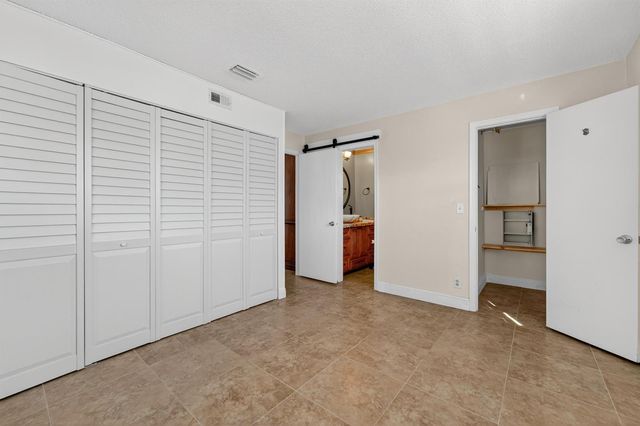 1708 SW 21st Street SW, Boynton Beach, FL 33426