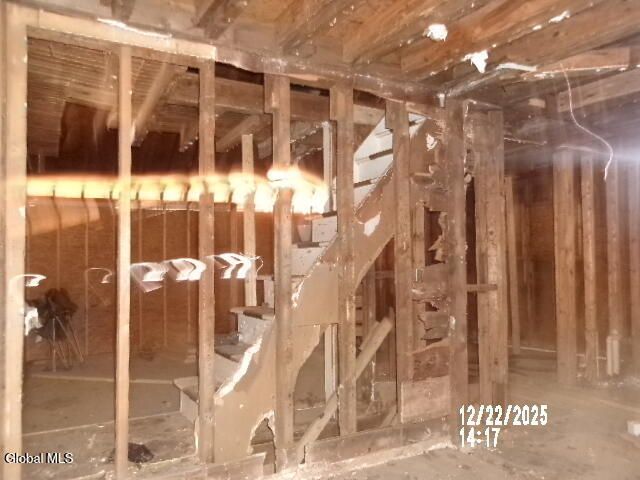 24 N 2nd Avenue, Broadalbin, NY 12025