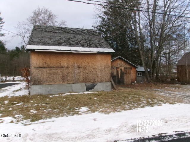 24 N 2nd Avenue, Broadalbin, NY 12025