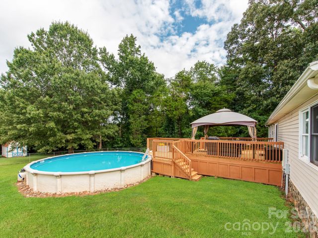 3163 River Road 1, Lincolnton, NC 28092