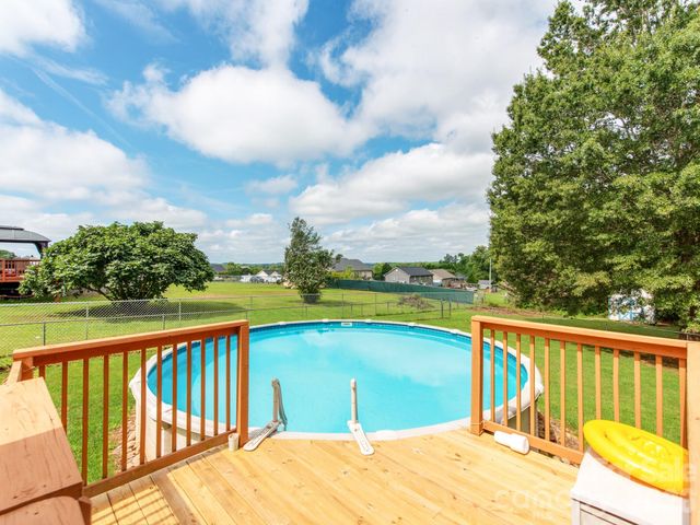 3163 River Road 1, Lincolnton, NC 28092
