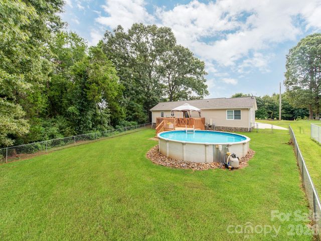 3163 River Road 1, Lincolnton, NC 28092