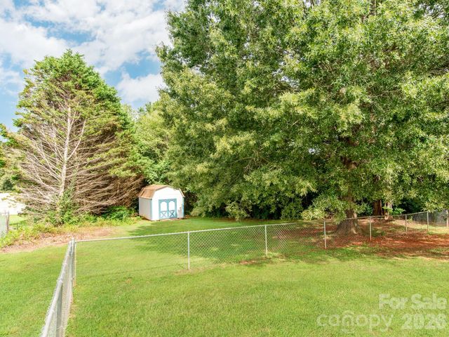 3163 River Road 1, Lincolnton, NC 28092
