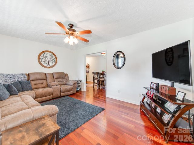 3163 River Road 1, Lincolnton, NC 28092