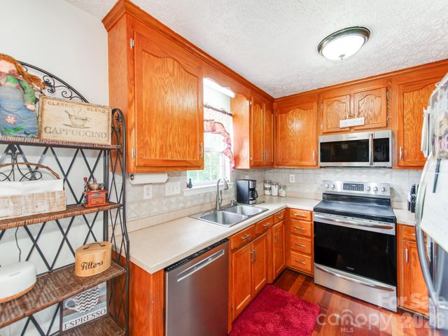 3163 River Road 1, Lincolnton, NC 28092