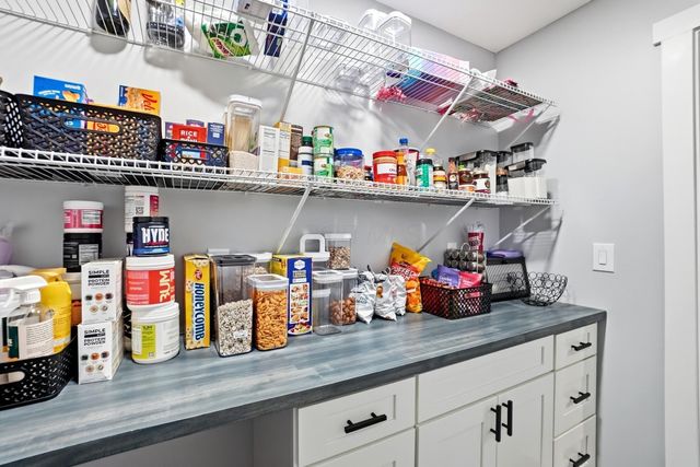 4870 State Route 316 W, Ashville, OH 43103