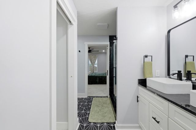 4870 State Route 316 W, Ashville, OH 43103