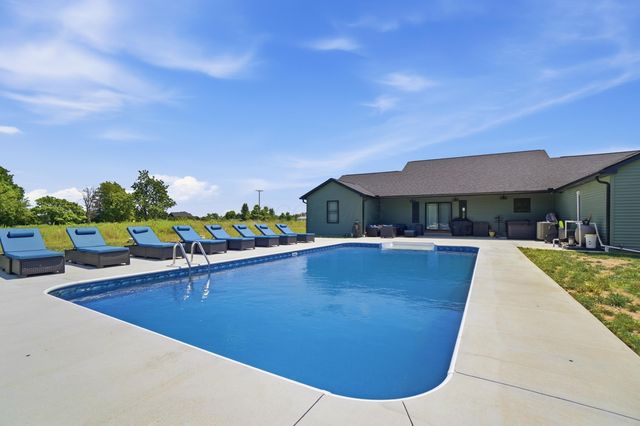 4870 State Route 316 W, Ashville, OH 43103