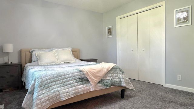 5533 Meadowlark Drive, Evansville, IN 47712