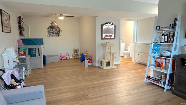 5533 Meadowlark Drive, Evansville, IN 47712