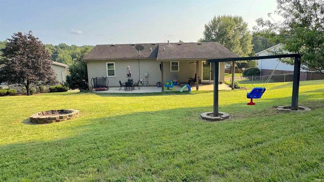 5533 Meadowlark Drive, Evansville, IN 47712