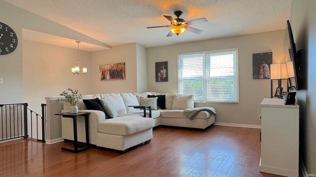 5533 Meadowlark Drive, Evansville, IN 47712