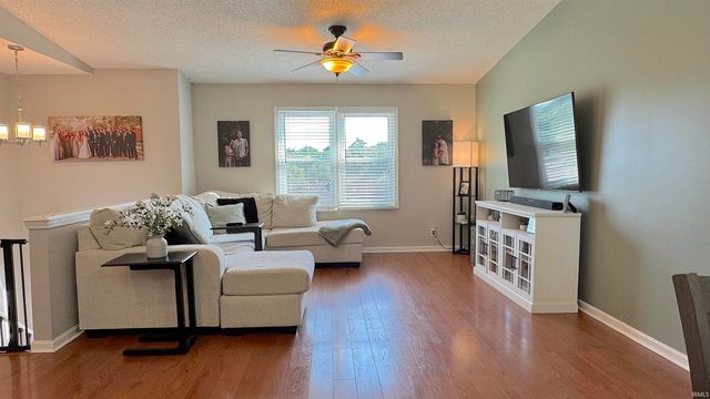 5533 Meadowlark Drive, Evansville, IN 47712