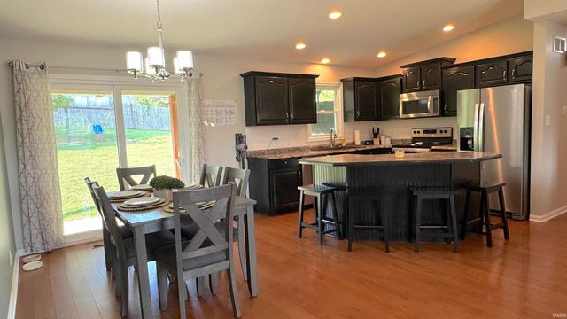 5533 Meadowlark Drive, Evansville, IN 47712