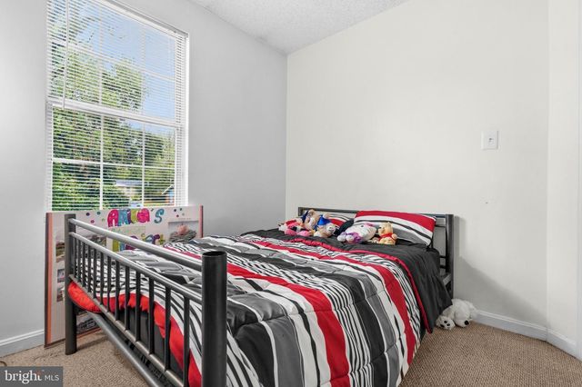6724 MOUNTAIN LAKE PL, Capitol Heights, MD 20743