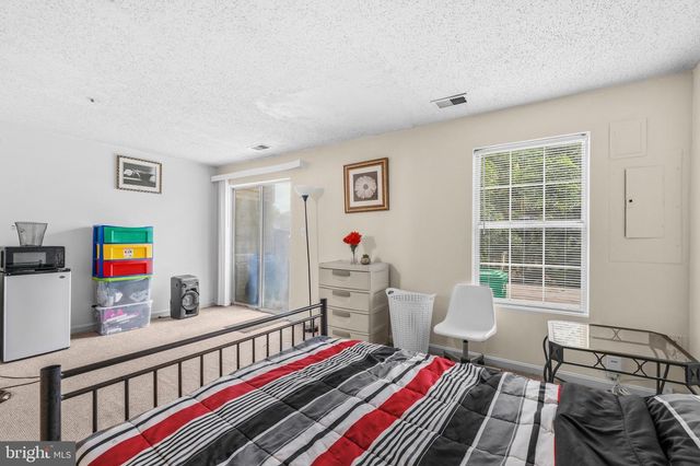 6724 MOUNTAIN LAKE PL, Capitol Heights, MD 20743