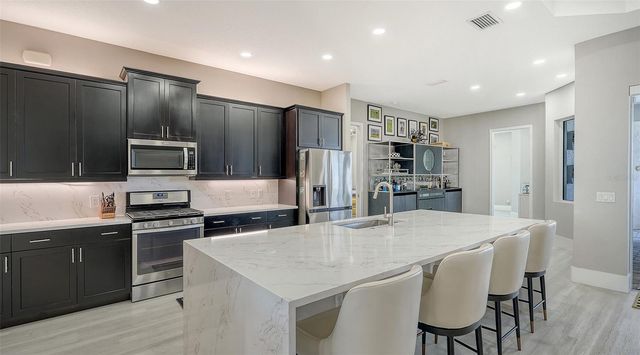 6220 SIGNATURE POINTE LANE, Bradenton, FL 34210