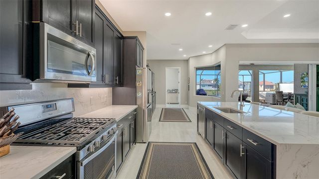 6220 SIGNATURE POINTE LANE, Bradenton, FL 34210