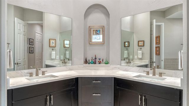 6220 SIGNATURE POINTE LANE, Bradenton, FL 34210