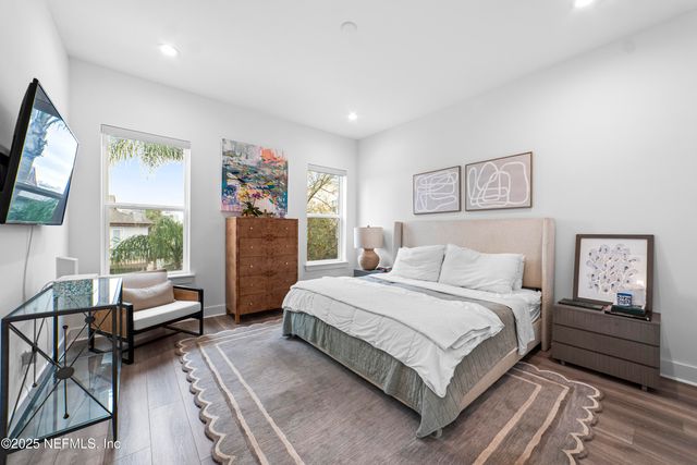 2107 GORDEN Avenue, Jacksonville Beach, FL 32250