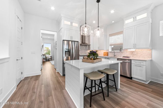 2107 GORDEN Avenue, Jacksonville Beach, FL 32250