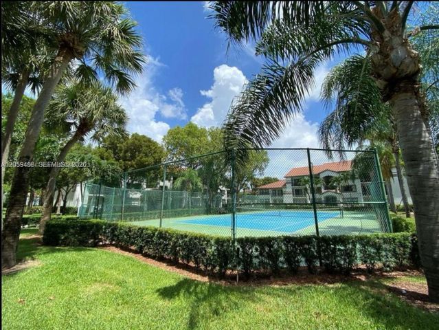 540 S Park Road 1119, Hollywood, FL 33021