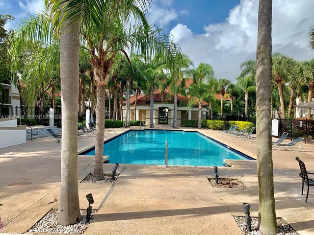 540 S Park Road 1119, Hollywood, FL 33021