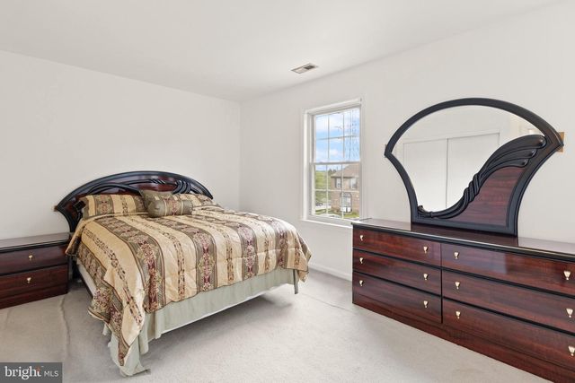 3488 LEGERE CT, Woodbridge, VA 22193