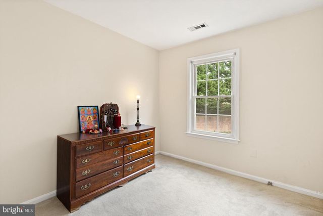 3488 LEGERE CT, Woodbridge, VA 22193