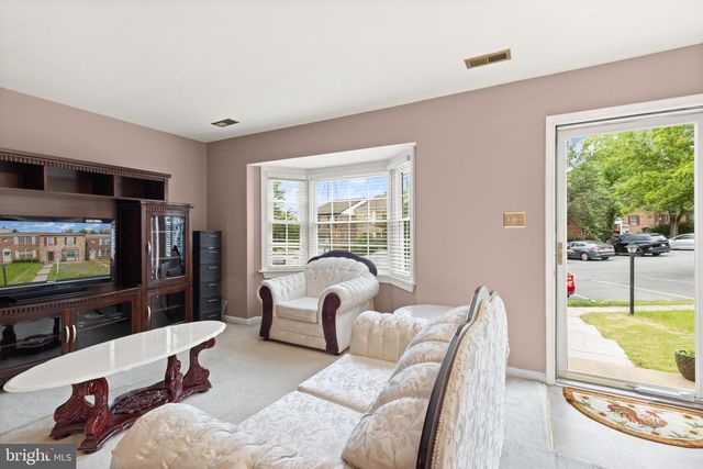 3488 LEGERE CT, Woodbridge, VA 22193