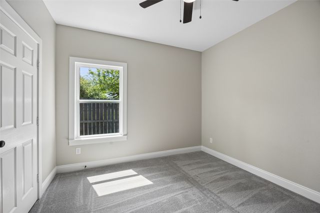 602 W Newton Street, Terrell, TX 75160