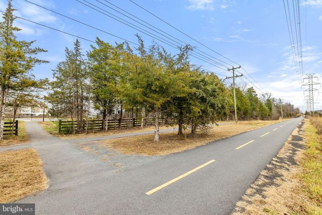 20545 ROLLING WATER TER, Ashburn, VA 20147